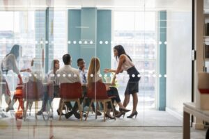 Reunião produtiva: 8 passos para otimizar os encontros de equipe