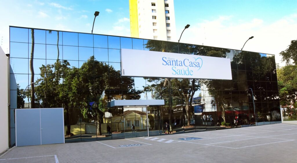 Santa Casa Saúde implanta SMark CRM